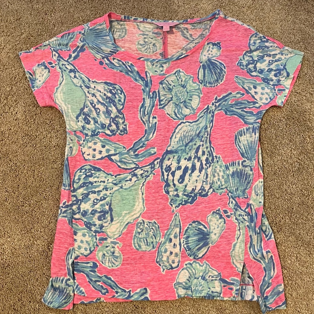 EUC Lilly Pulitzer shirt